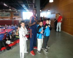Jordan, Enzo et Steven avec Ismaël Coulibaly, représentant Malien au JO de Rio 2016.
